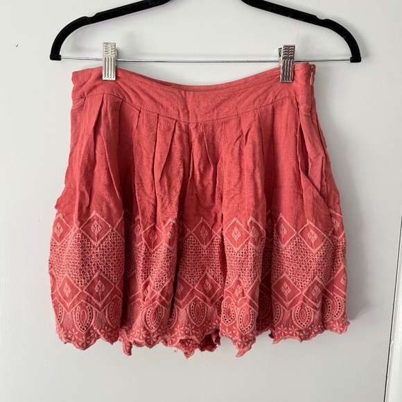 Free People Pants - Free People Coral Orange Eyelet Embroidered Pleated Shorts Size 2